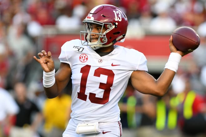 Tagovailoa throws 5 TD passes for Alabama