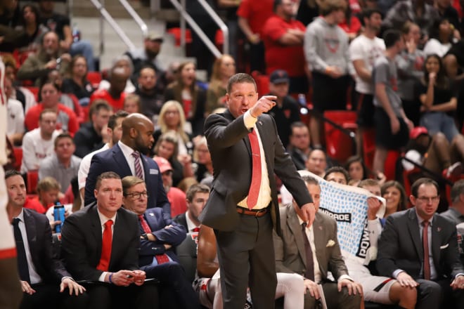 Texas Tech head coach Chris Beard calls a play from the sideline against Bethune-Cookman.