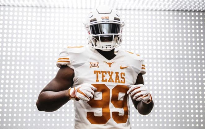 Myron Warren gave Texas a verbal commitment on Monday. 