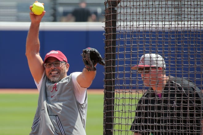 Alabama softball coach Patrick Murphy. Photo | BRYAN TERRY/THE OKLAHOMAN / USA TODAY NETWORK