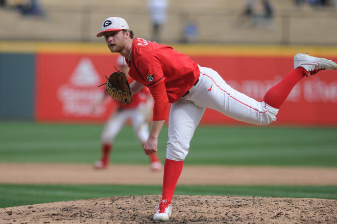 UGA baseball begins tough road stretch against top-ranked Arkansas