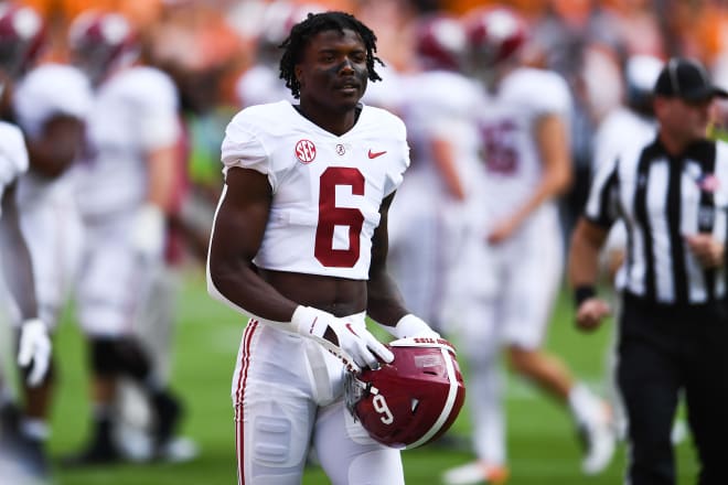 Alabama defensive back Khyree Jackson (6) on the4 sidelines after a timeout during a game between Tennessee and Alabama in Neyland Stadium. Photo |  Jamar Coach/News Sentinel / USA TODAY NETWORK