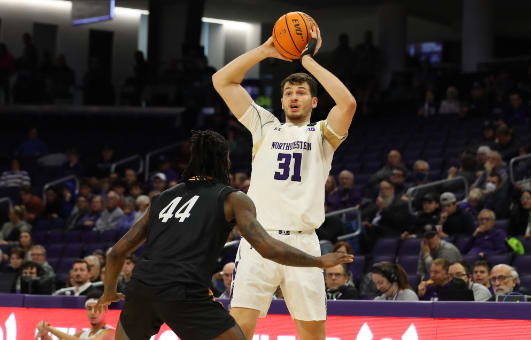 Robbie Beran had a double-double with 20 points and 12 rebounds to pace Northwestern.