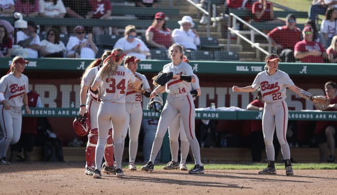 Alabama softball celebrates against Longwood. Photo | Alabama Athletics 