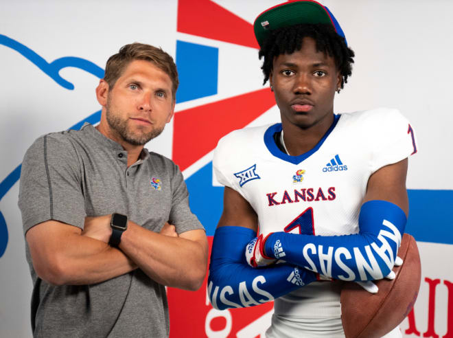 Alexander built a good relationship with Jordan Peterson and committed to Kansas
