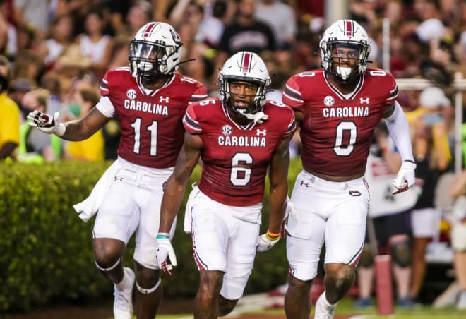 Jordan Burch's interception return gets Gamecocks' offensive coaches  thinking, South Carolina