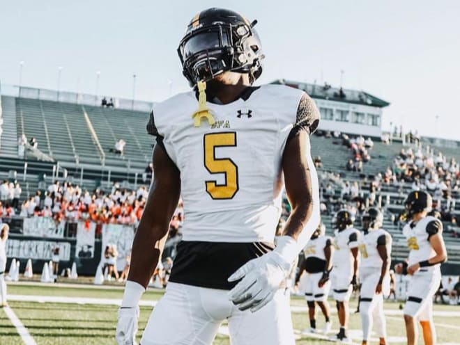 2024 three-star St. Frances Academy (Md.) safety Edrees Farooq recaps his visit to Tennessee with VolReport. 