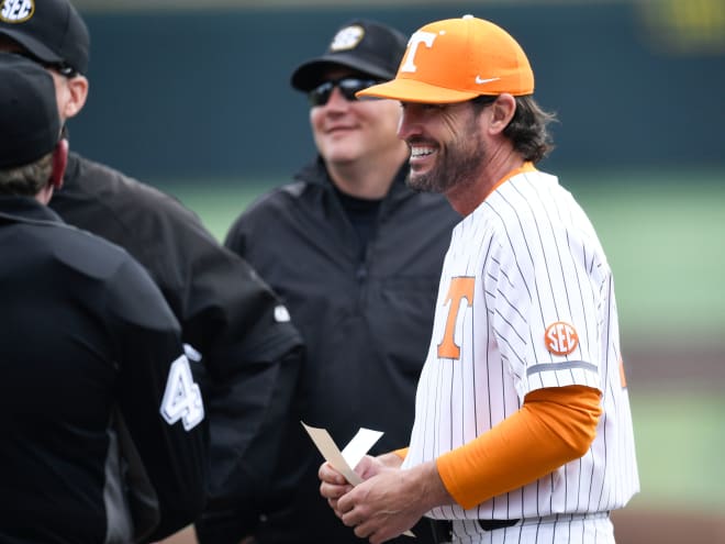 No. 1 Tennessee sweeps Missouri - VolReport