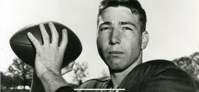 Crimson Tide legend Bart Starr has died at 85