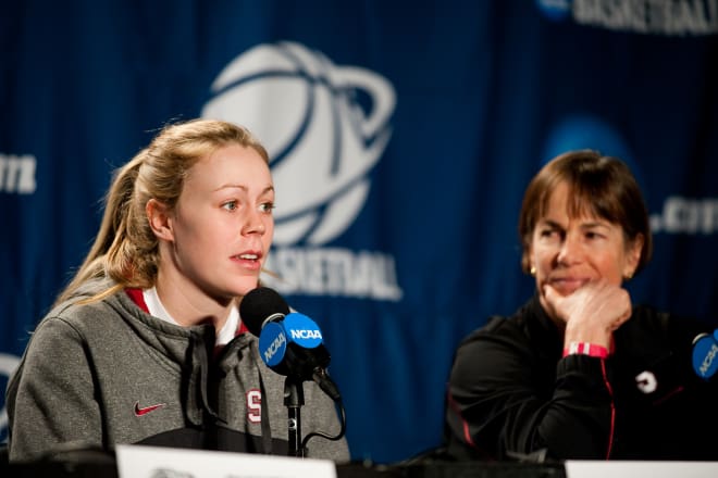 Lindy La Rocque and Tara VanDerveer during the NCAA West regional in 2011.