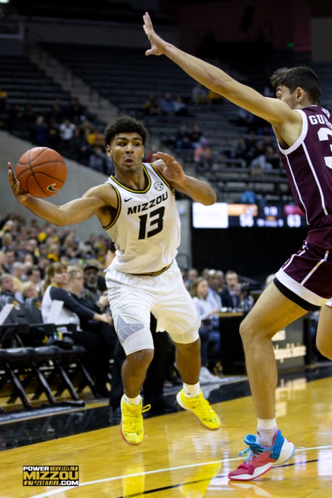 Mark Smith led the way for Missouri with 19 points.