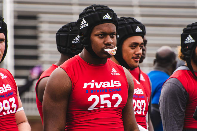 Big-time 2021 DE Jahvaree Ritzie has plenty of good things to say about UNC, he tells THI.