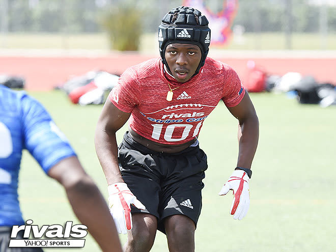 Rivals rates Criddell as a four-star talent, the No. 8 player in California, and the No. 6 cornerback and No. 60 overall prospect in the country.