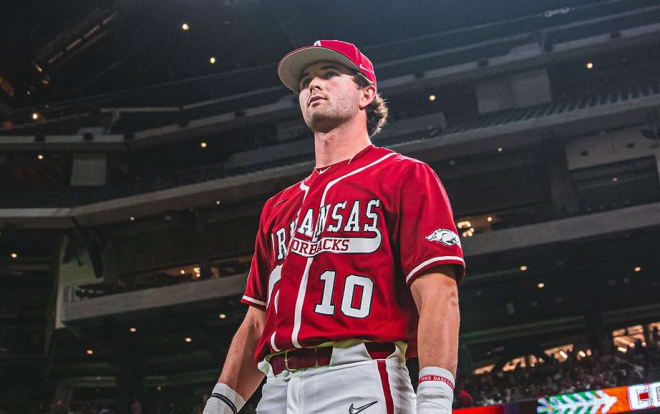Peyton Stovall and the No. 8 Arkansas Razorbacks will take on the No. 15 TCU Horned Frogs on Saturday night in the College Baseball Showdown.