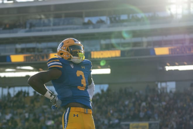 Cal wide receiver Jeremiah Hunter had a career day Saturday with 8 catches for 153 yards and 2 touchdowns vs. UCLA.