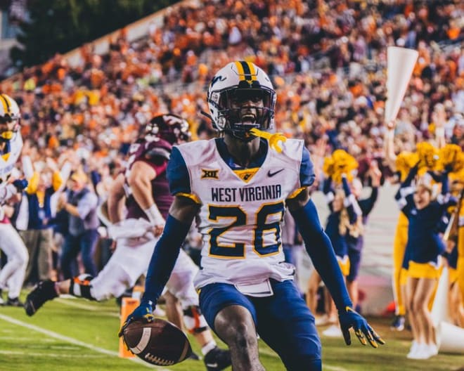 Spells recorded an interception for the West Virginia Mountaineers football program.