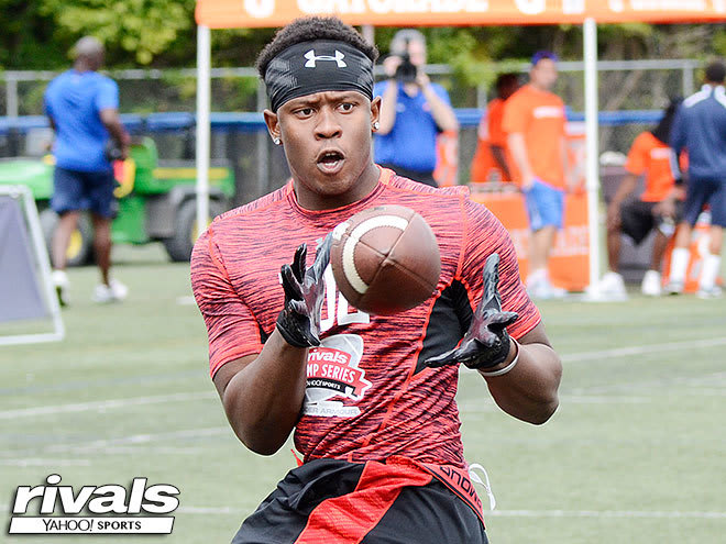 Florida running back Kyshaun Bryan added an offer from the Iowa Hawkeyes today.