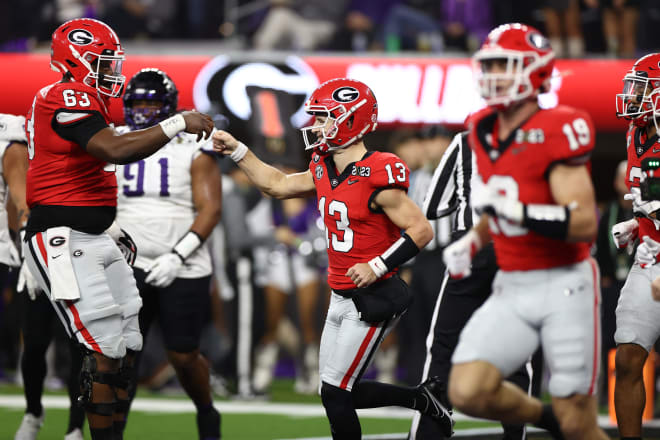 Stetson Bennett walked off the field to a standing ovation during Georgia's 52-7 win.