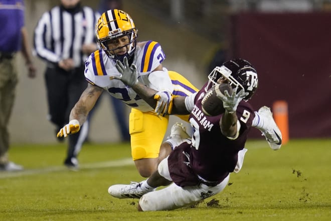 Derek Stingley Jr. (left)