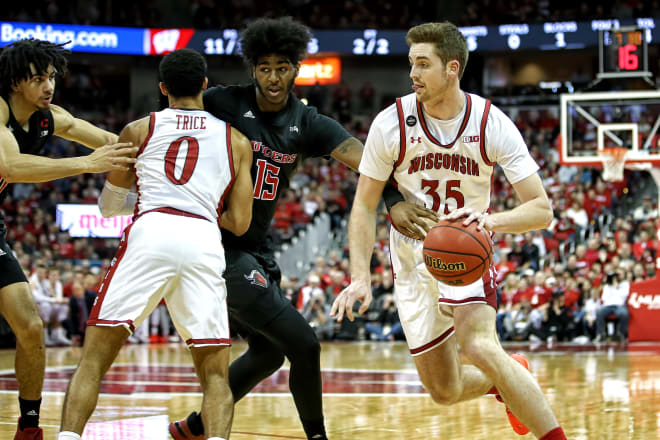 Leading scorer Nate Reuvers (35) is expected to anchor Wisconsin's front court in 2020-21