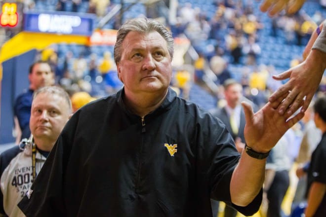 Huggins and West Virginia will start the season at No. 10 nationally. 