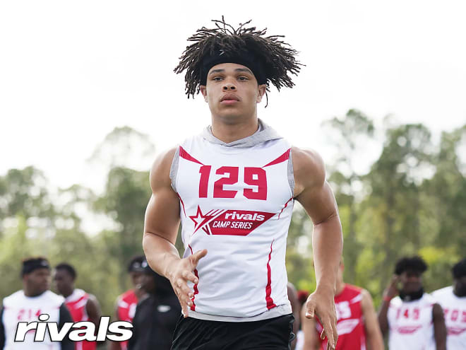 Notre Dame Fighting Irish football cornerback signee Philip Riley