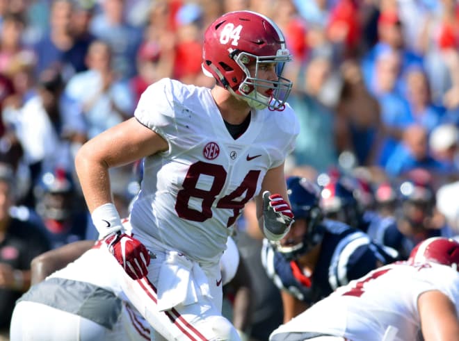 Alabama tight end Hale Hentges will need to help fill the hole left behind by departing O.J. Howard. Photo | USA Today