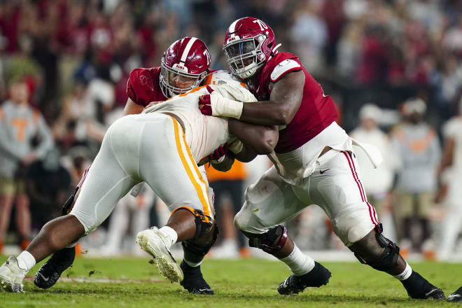 Alabama Crimson Tide offensive lineman Javion Cohen (70). Photo | Getty Images