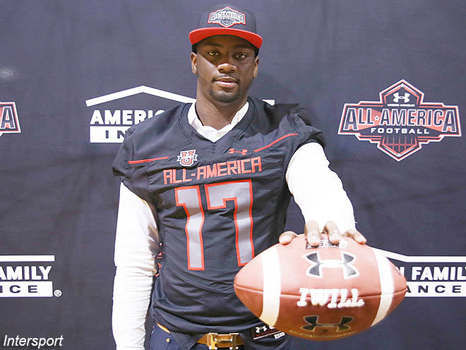 Lowell Narcisse visited LSU over the weekend, but de-committed from the Tigers on Monday.