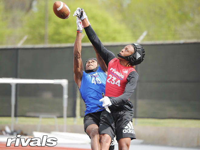 Korie Black breaking up a pass at Rivals Camp Dallas