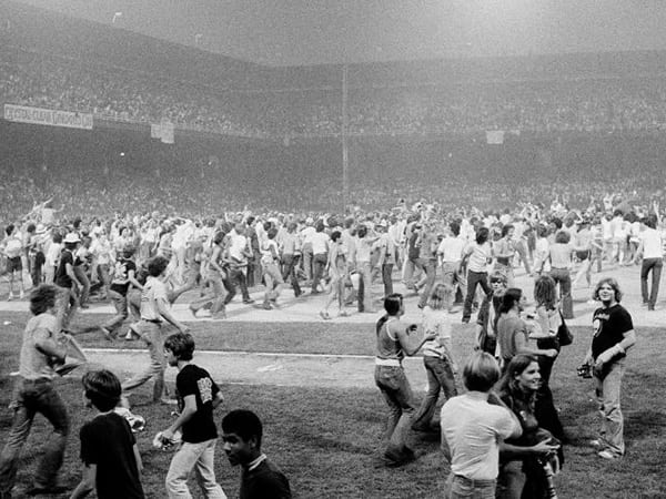 Kessinger locked his players in the clubhouse during the hectic portion of Disco Demolition Night.