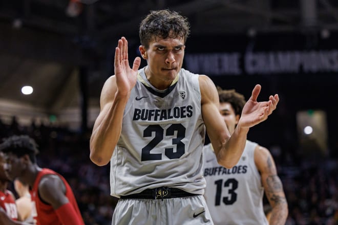 Tristan da Silva applauds his and-1 on Jan. 22