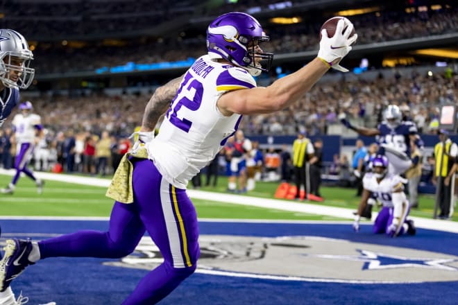 Former Notre Dame tight end Kyle Rudolph made a one-handed grab for one of his two touchdown receptions against the Dallas Cowboys in week 10.