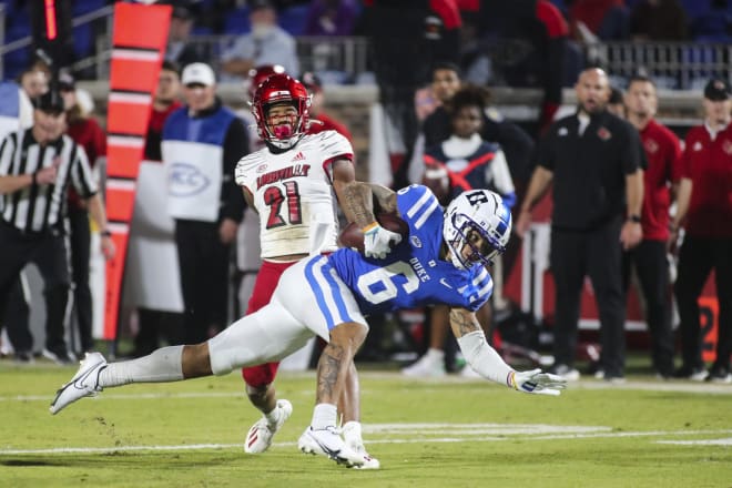 Duke's Eli Pancol makes a catch against Louisville during the 2021 season. 