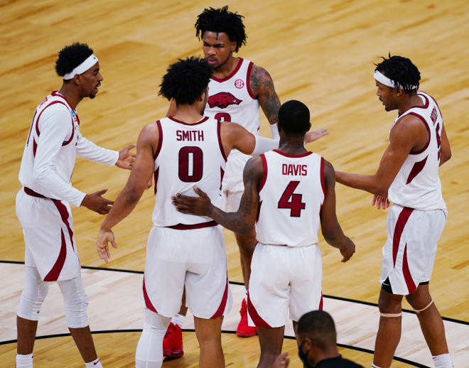 Desi Smith, Jalen Tate, Justin Smith, Devo Davis and Moses Moody for the Hogs.