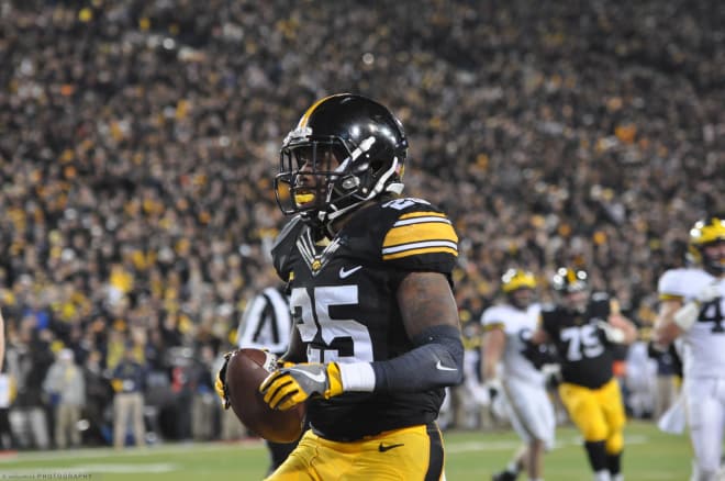 Akrum Wadley is a popular pick to click this week in our contest.