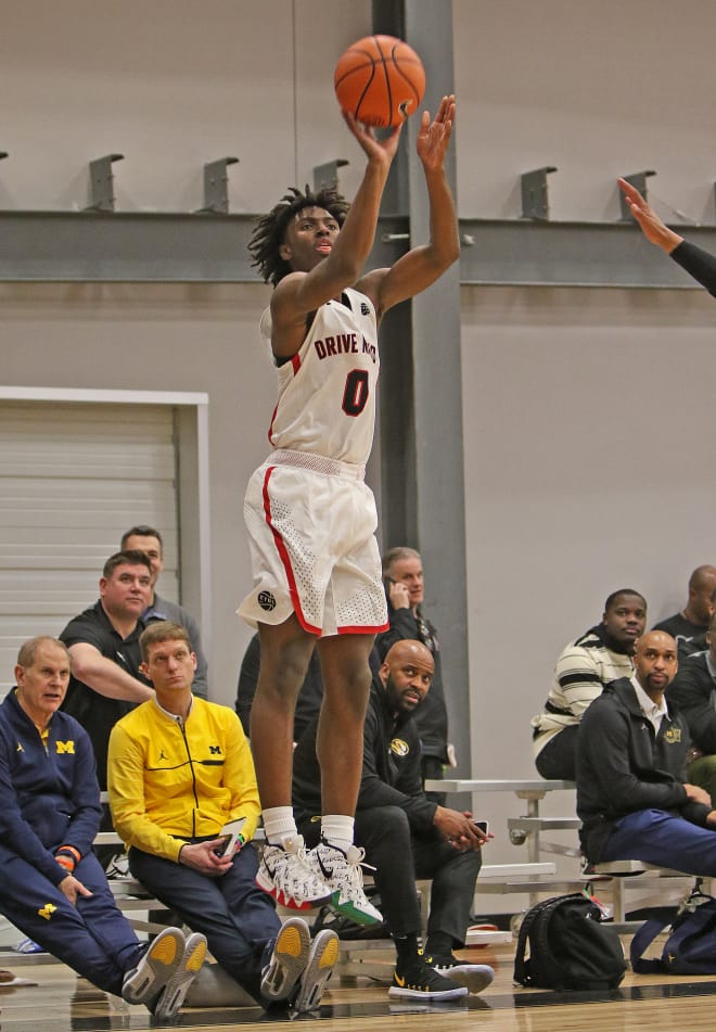 Five-star 2019 combo guard Tyrese Maxey elevates for a 3.