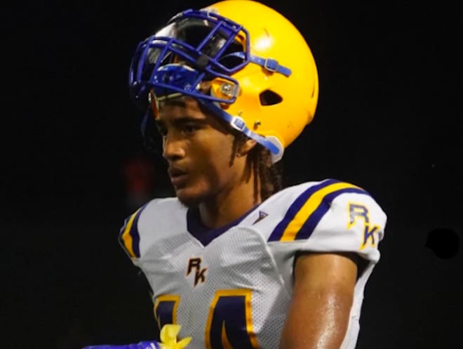 In-state tight end Angel Toombs recently joined Wisconsin's 2022 preferred walk-on class. 