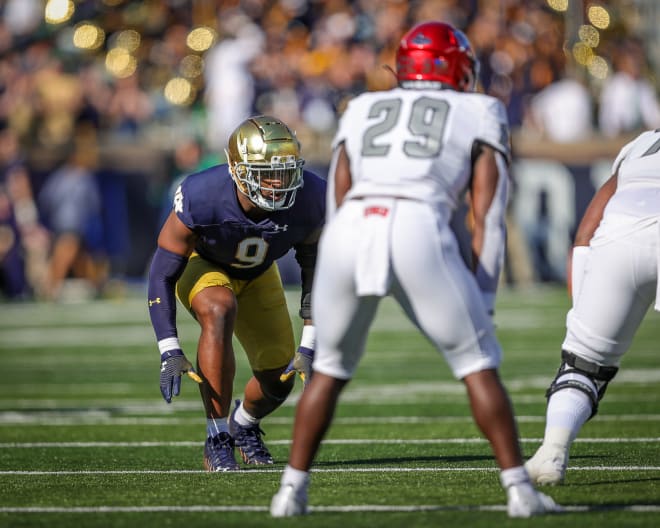 With All-American Isaiah Foskey out, Justin Ademilola (9) looks to be a difference-maker on the edge for the Irish.
