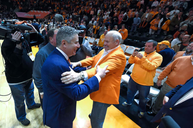 Pearl and Fulmer coached together at Tennessee for four years.