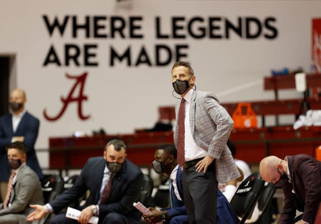 Alabama basketball head coach Nate Oats watches the action from the bench as the Tide opens the season with a game against Jacksonville State. Photo | Imagn