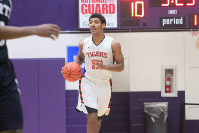Edwardsville, Ill., guard Mark Smith is one of the best remaining prospects in the 2017 class.