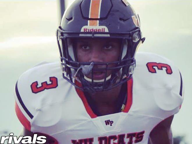 Notre Dame recently offered Florida defensive back Ethan Pouncey. 