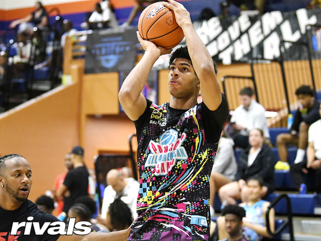 Four-star power forward Jacob Cofie announced his commitment to Virginia on Sunday night.