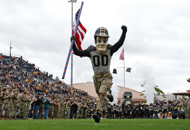 Purdue Pete leads the Boilermakers onto the field during the NCAA football game between the Purdue Boilermakers and the Iowa Hawkeyes, Saturday, Nov. 5, 2022, at Ross-Ade Stadium in West Lafayette, Ind. Iowa won 24-3. Purdueiowafb110522 Am30549 © Alex Martin/Journal and Courier / USA TODAY NETWORK 