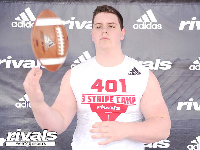 Notre Dame will host a top offensive line target this summer. 