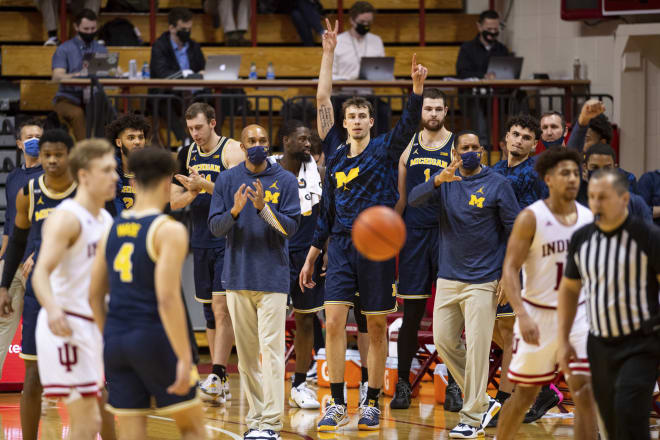 Michigan Wolverines basketball sophomore wing Franz Wagner scored a game-high 21 points in a win at Indiana.