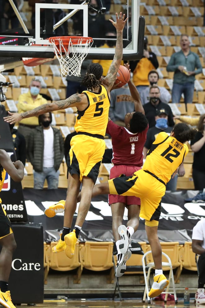 Mitchell Smith's block of Alabama's Herbert Jones in the final seconds helped Missouri hold on to beat No. 10 Alabama.