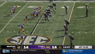 Arik Gilbert catches a touchdown for LSU.