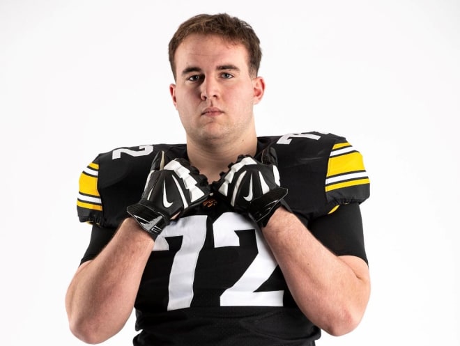 Four-star offensive lineman Austin Siereveld made his first visit to Iowa on Saturday.